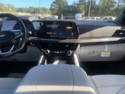 New 2026 Chevrolet Tahoe Premier image 16