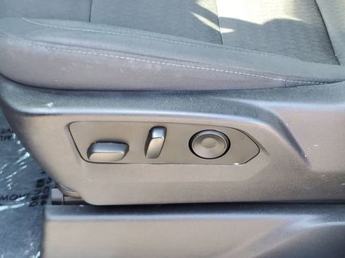 Used 2024 Chevrolet Silverado 1500 LT w/ Safety Package AWD/4WD image 22