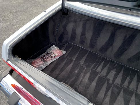 Used 1989 Mercedes-Benz 560 SL image 33