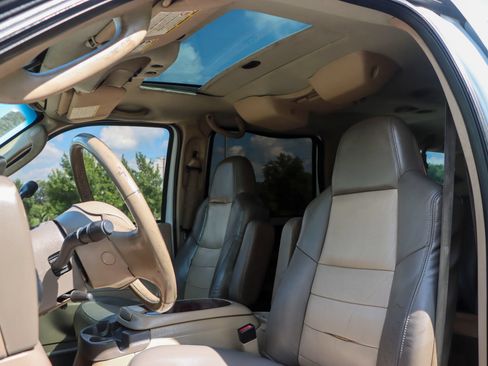 Used 2004 Ford Excursion Eddie Bauer AWD/4WD image 14