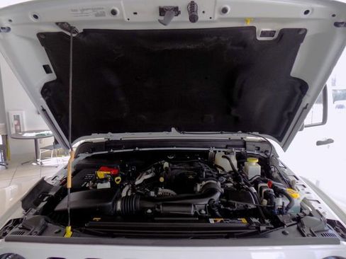 Used 2022 Jeep Gladiator Rubicon w/ LED Lighting Group image 30