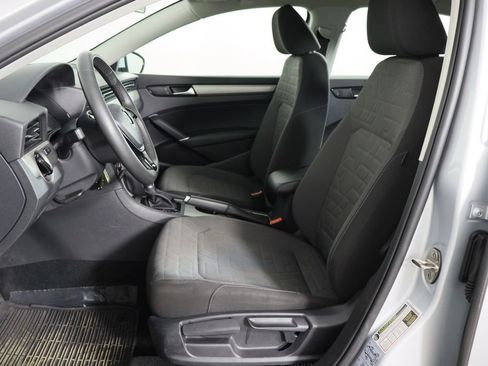 Used 2021 Volkswagen Passat 2.0T S image 16