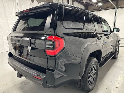 Used 2025 Toyota 4Runner TRD Off-Road Premium w/ Tow Technology Package image 7