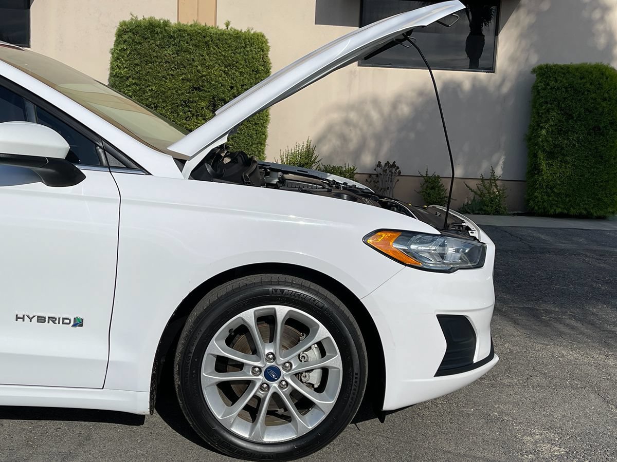 Used 2019 Ford Fusion SE FWD image 35