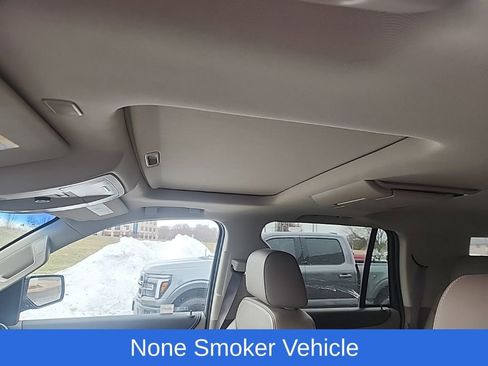 Used 2017 GMC Yukon SLT w/ Open Road Package image 14