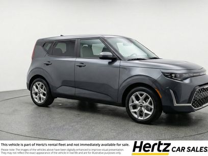 Used 2025 Kia Soul LX w/ LX Technology Package