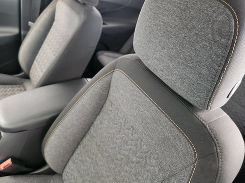 Used 2023 Chevrolet Equinox LT w/ Driver Convenience Package AWD/4WD image 24