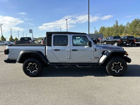 Certified 2020 Jeep Gladiator Rubicon image 3
