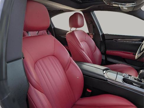 Used 2018 Maserati Ghibli S RWD image 30