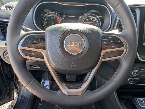 Used 2022 Jeep Cherokee Latitude Lux image 28