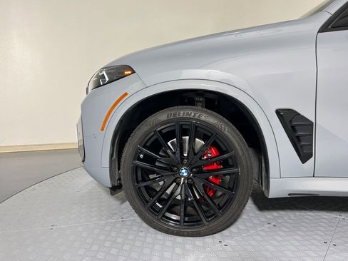 Used 2025 BMW X5 sDrive40i w/ M Sport Package image 10
