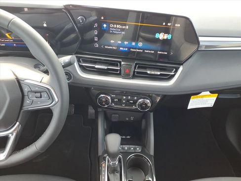 New 2026 Chevrolet TrailBlazer LT w/ Convenience Package FWD image 24