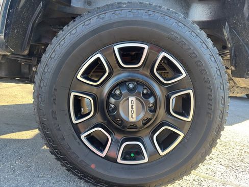 Used 2025 Ford F350 Platinum image 10