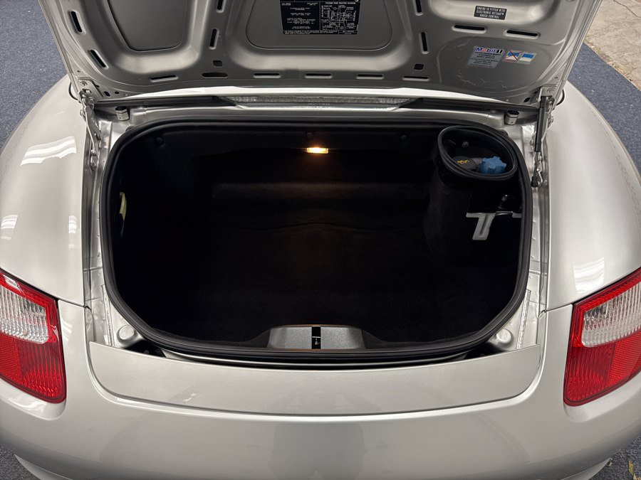 Used 2005 Porsche Boxster RWD image 16