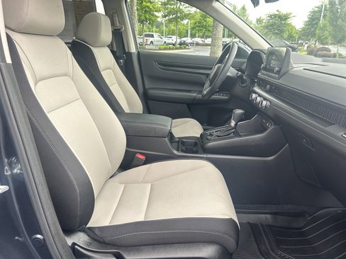 Used 2023 Honda CR-V EX image 22
