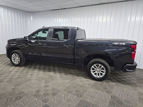 Used 2023 Chevrolet Silverado 1500 RST AWD/4WD image 4