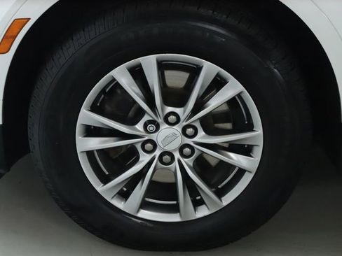 Used 2022 Cadillac XT5 Premium Luxury image 46