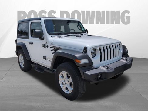 Used 2021 Jeep Wrangler Sport AWD/4WD image 2