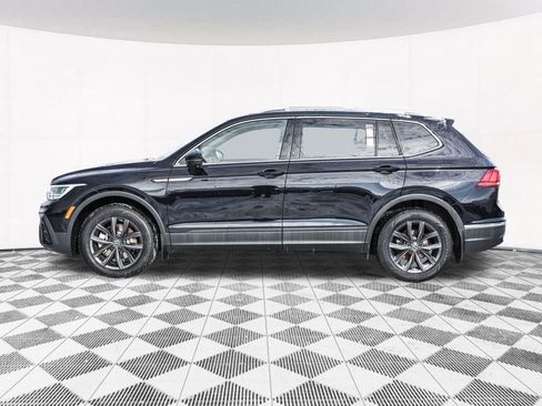 Certified 2024 Volkswagen Tiguan SE image 14