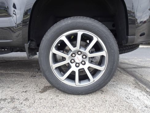 Used 2022 GMC Canyon Denali image 28