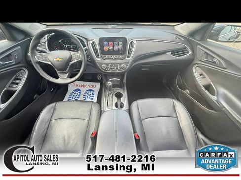 Used 2017 Chevrolet Malibu LT w/ Leather Package FWD image 10