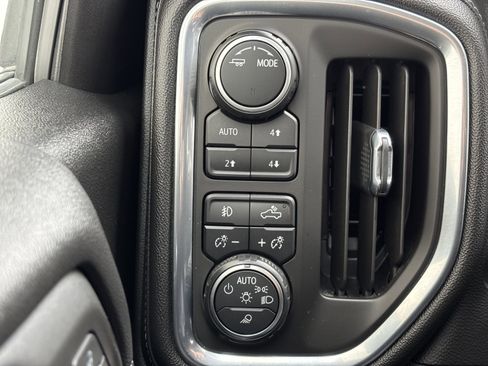 Used 2020 Chevrolet Silverado 1500 High Country w/ Technology Package image 30