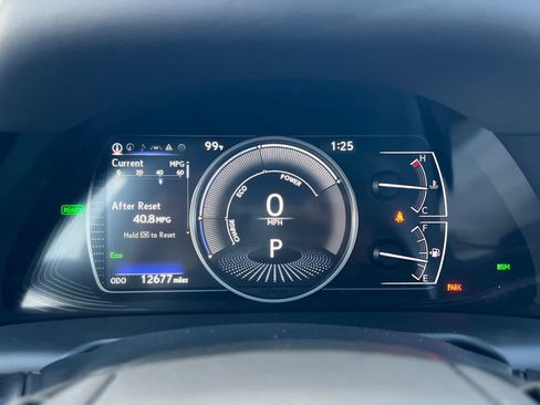 Used 2025 Lexus ES 300h w/ Premium Package FWD image 31