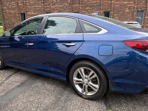 Used 2019 Hyundai Sonata SEL w/ Tech Package 02 FWD image 6