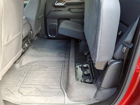 Used 2024 GMC Sierra 1500 Elevation image 12