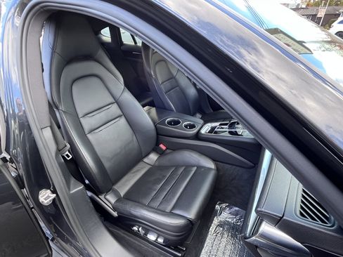 Used 2014 Porsche Panamera 4S image 38