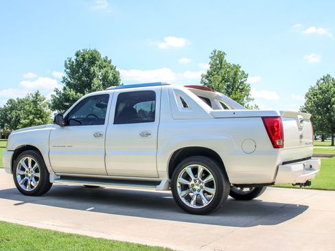 Used 2006 Cadillac Escalade EXT AWD/4WD image 14