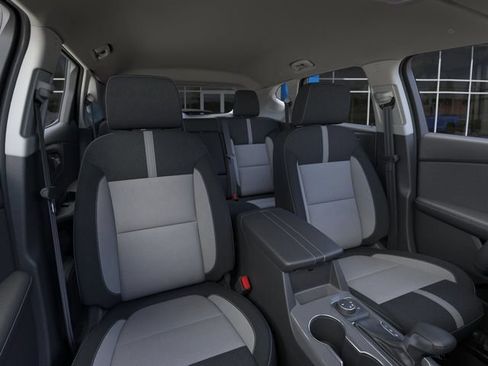 New 2026 Chevrolet Blazer LT w/ Convenience Package FWD image 16