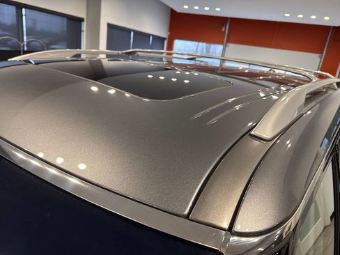 Used 2017 INFINITI QX80 4WD w/ Deluxe Technology Package image 12