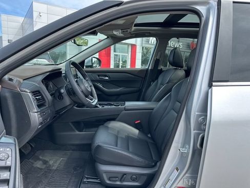 Used 2023 Nissan Rogue SV w/ SV Premium B Package AWD/4WD image 31