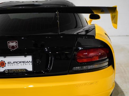 Used 2009 Dodge Viper ACR image 31