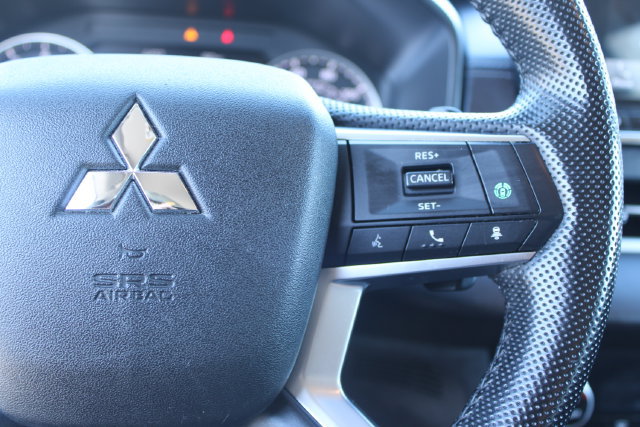 Used 2024 Mitsubishi Outlander SE AWD/4WD image 18