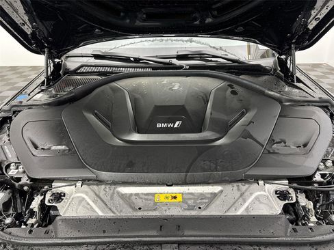 Used 2025 BMW i4 xDrive40i w/ Parking Assistance Package image 20