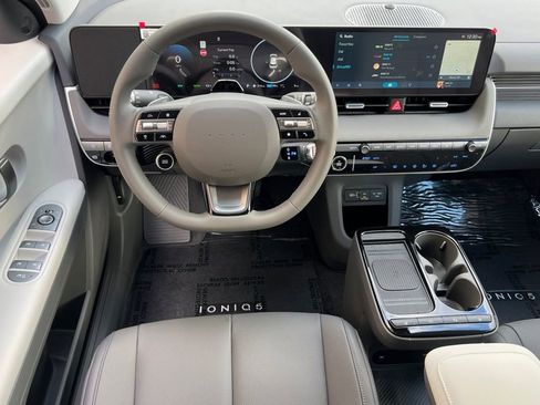 New 2026 Hyundai Ioniq 5 SEL image 12