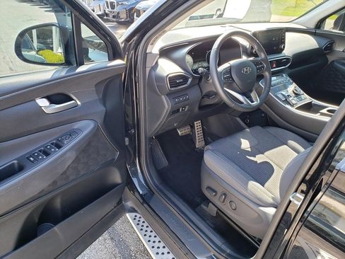 Used 2021 Hyundai Santa Fe SEL w/ Convenience Package image 9