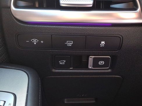 Used 2023 Hyundai Palisade Calligraphy image 25