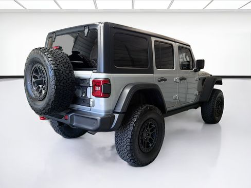 Used 2022 Jeep Wrangler Unlimited Rubicon w/ Xtreme Recon 35" Tire Package AWD/4WD image 4