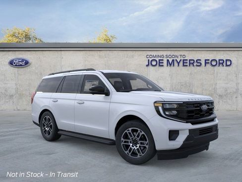 New 2026 Ford Expedition Active RWD image 7