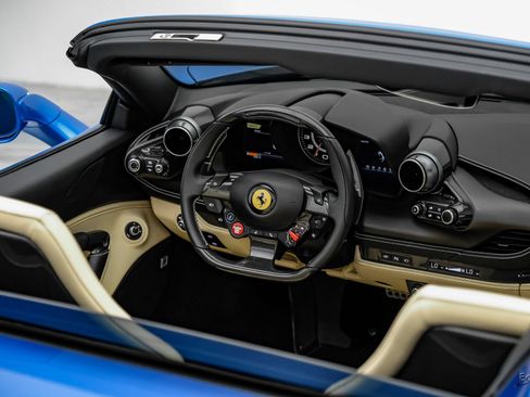 Used 2023 Ferrari F8 Tributo RWD image 66