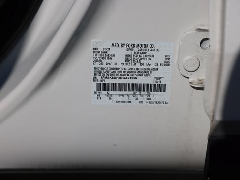 Certified 2024 Ford Explorer XLT w/ Equipment Group 202A AWD/4WD image 41