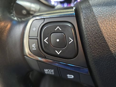 Used 2018 Toyota Avalon Touring w/ Carpet Mat Package FWD image 17