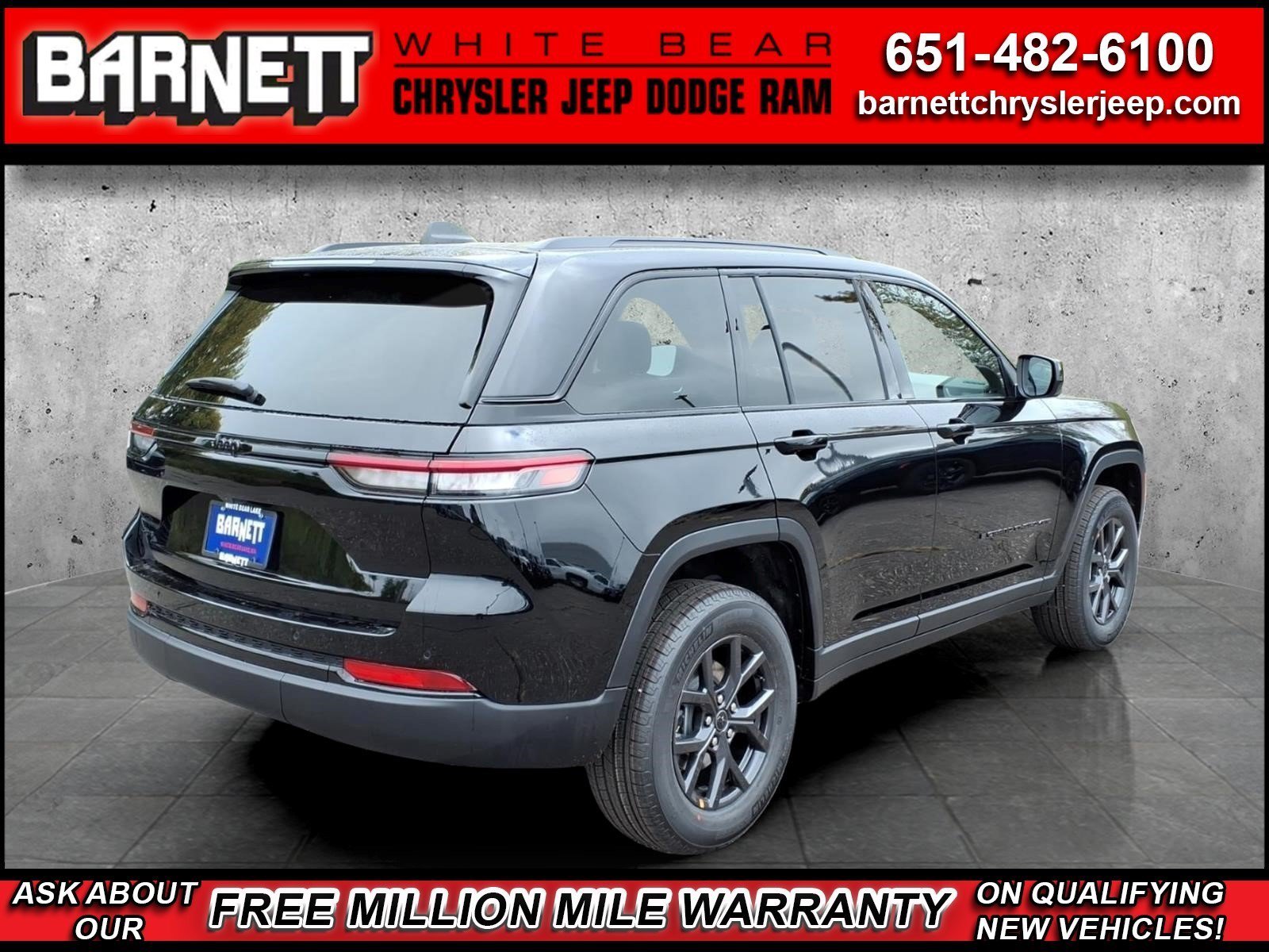 New 2027 Jeep Grand Cherokee Laredo X AWD/4WD image 6