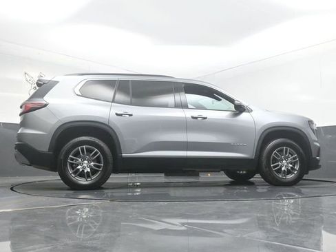 Used 2025 GMC Acadia Elevation image 54