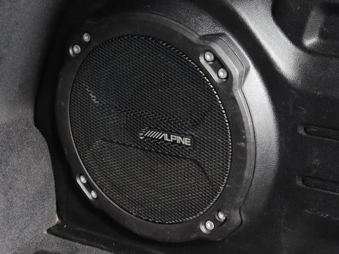 Used 2021 Jeep Wrangler Unlimited Sahara w/ Safety Group image 9