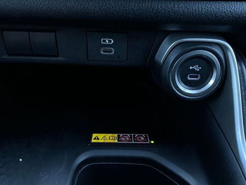 Used 2025 Toyota Grand Highlander FWD image 27