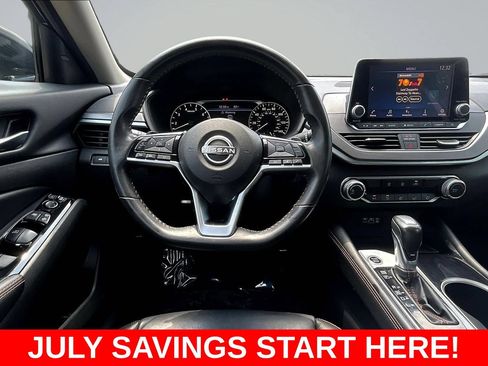 Used 2024 Nissan Altima 2.5 SR FWD image 11